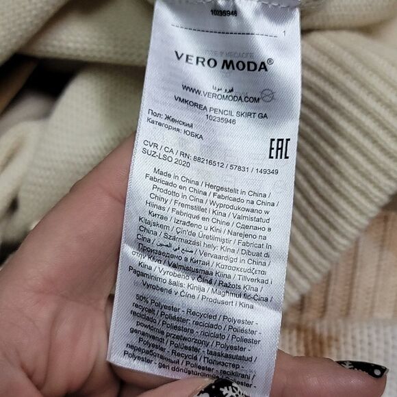 Vero Moda Korea Pencil Skirt In Birch - Picture 8 of 8